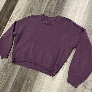 Hollister Women's Purple Sweater